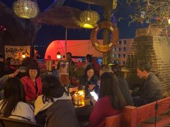 -城墙外BAR