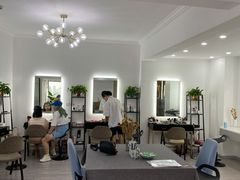 -ME觅妆·定制美妆·彩妆私教(菱角湖店)