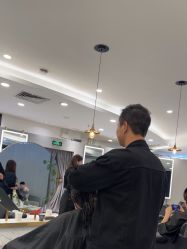 -八佰伴8008星级形象店