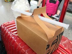 -星巴克(广州南站A18检票口楼上)