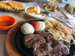 -豪客来牛排(中央花苑店)