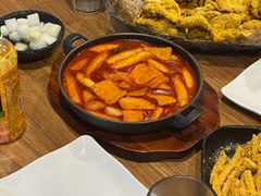 -BHC炸鸡(明洞总店)