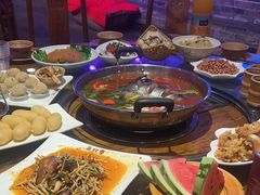 -亮欢寨酸汤鱼(沙冲路店)