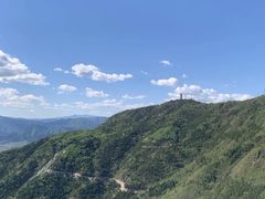 -北京十三陵国家森林公园蟒山景区
