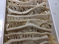 -钢管厂五区小郡肝串串香(奥克斯广场锦城万达店)