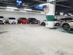 -世博源停车库