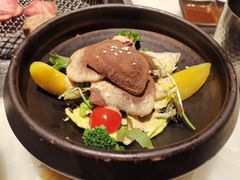 炙烤牛舌沙拉-厚贞日式烤肉(龙之梦店)