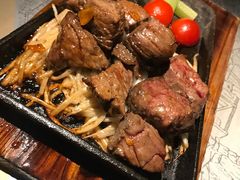 -穹六人间 people 6(岳阳路店)