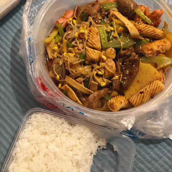川香居麻辣香锅-"由于疫情,所以不能堂食,只能打包带走.但.