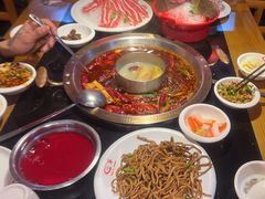-小四川老火锅(欧风店)