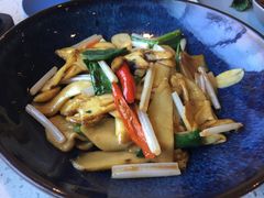 -半山腰·云南菜(侨福芳草地店)