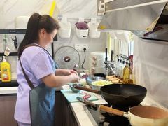 -优护佳医护级月嫂(和睦家浦西店)