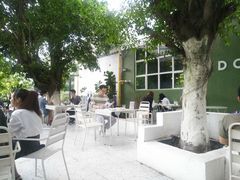 -ADO KAFE(大学城店)