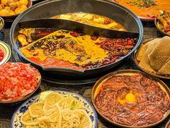-冯校长老火锅(中联广场店)