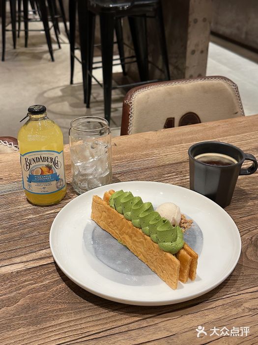Vanilla Specialty Coffee(八大关店)抹茶拿破仑图片
