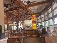 -蜜桃餐厅·伴山(湖滨商业街店)