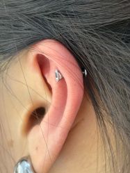 -AI艾耳·专业手工耳洞·穿孔美学馆