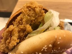 香辣鸡腿堡餐-肯德基(南京站A2检票口楼上)