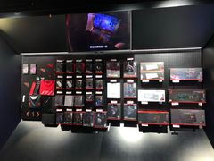 -ROG玩家国度(美罗城店)