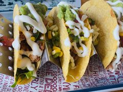 法基塔双拼-HFFOUSA TACO弗萨塔可墨西哥餐厅(颐堤港店)