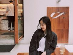 -Line 咖啡(石厦花园店)