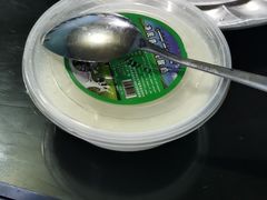 -烤肉小伙烤肉店