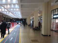 -王府井奥莱临潼小镇(临潼店)