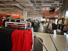 -NIKE上海青浦优选体验店