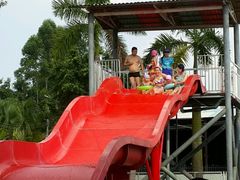 -中山夏威夷游泳馆(小榄店)