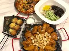 -博姆炸鸡精品餐厅(常发广场店)