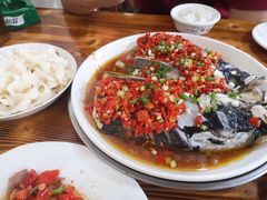 特色剁椒鱼头-湖南湘菜馆(东湘缘二店)