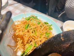 -百味地锅鸡(二店·财校分店)