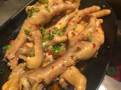 溜耙鸡爪-蛙三泡椒牛蛙(万象城店)