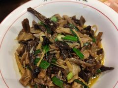 -富正毅三下锅·湘西韵味(天门山索道店)