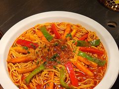 -牛YO寿喜烧·铁板烧和牛火锅自助(市府恒隆店)