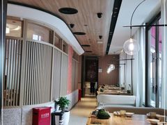 大堂-云海肴云南菜(浦江欢乐颂店)