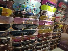 -聚点滑板SPOT SKATE(常熟路店)
