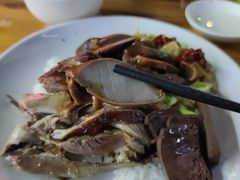 -乌文新澄海卤鹅店