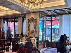 -秘密旅行Bonjour(黑金冠 江南西店)