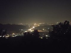 -鬼笑石后山停车场