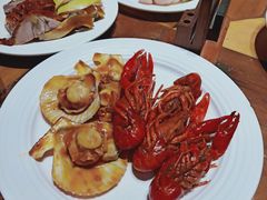 -四海一家自助餐(益田假日广场店)