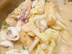 -五谷丰登农家院·地道胶东菜·海鲜烧烤(威海店)