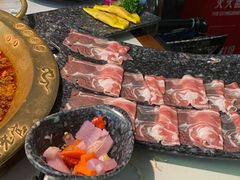 -新哥老官·畅吃123·美蛙世界(苏宁广场店)