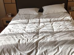 -全季酒店(上海青浦吾悦广场淀山湖大道店)