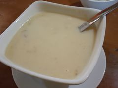 -Jonah's Fruit Shake & Snack Bar