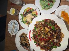 -巴扎屋大盘鸡·新疆菜(汇嘉时代店)