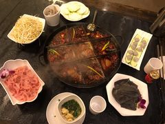 -仁虎老火锅(黄泥磅店)