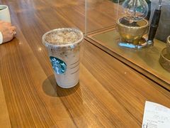 -星巴克臻选(惠州华贸天地1楼店)