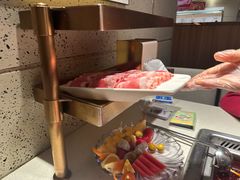 -海底捞火锅鲜切牛肉主题店(长寿路店)