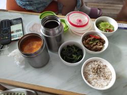 -母仪天下月子中心(光谷店)